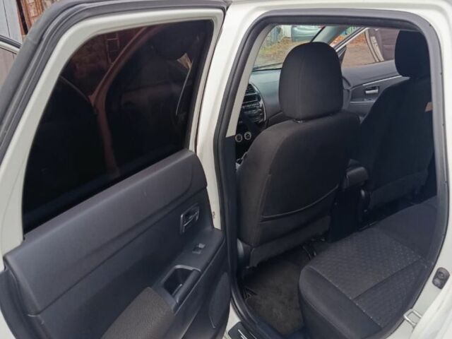 Белый Мицубиси АСХ, объемом двигателя 2 л и пробегом 171 тыс. км за 11539 $, фото 12 на Automoto.ua