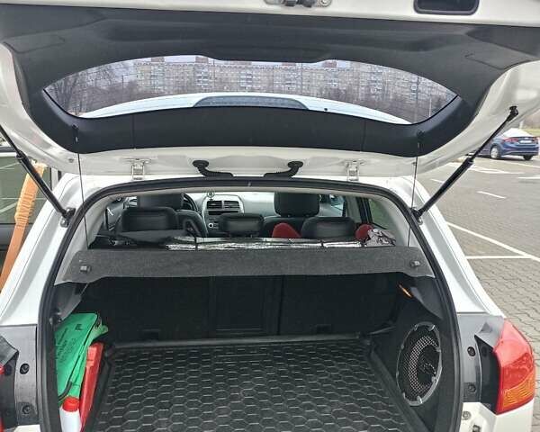 Белый Мицубиси АСХ, объемом двигателя 2 л и пробегом 163 тыс. км за 11700 $, фото 14 на Automoto.ua