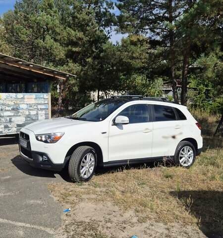 Білий Міцубісі АСХ, об'ємом двигуна 1.8 л та пробігом 158 тис. км за 13500 $, фото 3 на Automoto.ua