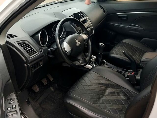 Білий Міцубісі АСХ, об'ємом двигуна 1.6 л та пробігом 155 тис. км за 9500 $, фото 5 на Automoto.ua