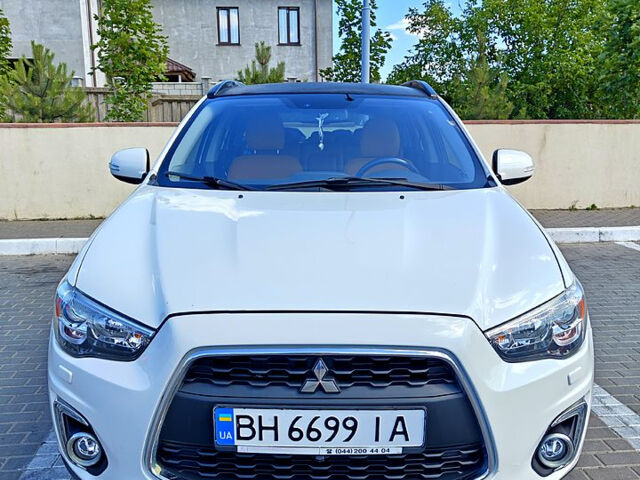Белый Мицубиси АСХ, объемом двигателя 2 л и пробегом 124 тыс. км за 11500 $, фото 6 на Automoto.ua