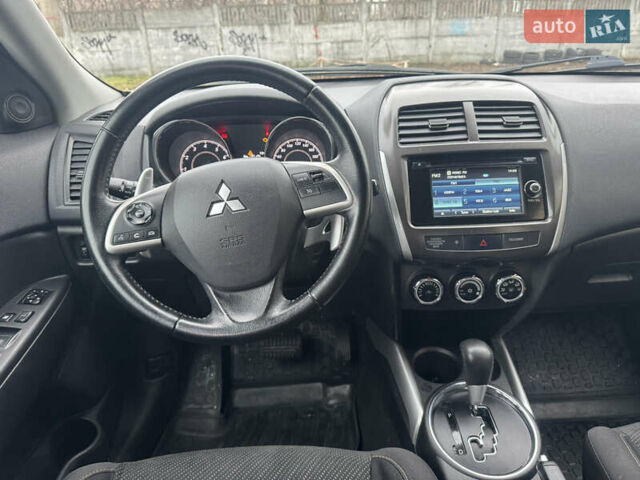 Білий Міцубісі АСХ, об'ємом двигуна 1.8 л та пробігом 113 тис. км за 10800 $, фото 21 на Automoto.ua