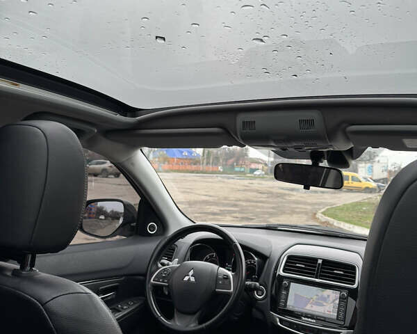 Белый Мицубиси АСХ, объемом двигателя 2.27 л и пробегом 152 тыс. км за 14500 $, фото 20 на Automoto.ua