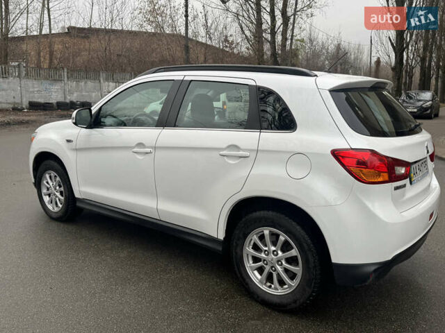 Білий Міцубісі АСХ, об'ємом двигуна 1.8 л та пробігом 113 тис. км за 10800 $, фото 13 на Automoto.ua