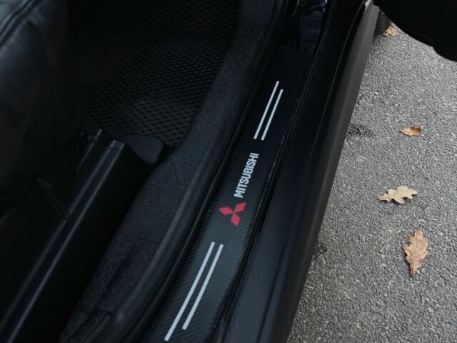 Белый Мицубиси АСХ, объемом двигателя 2 л и пробегом 249 тыс. км за 9200 $, фото 6 на Automoto.ua