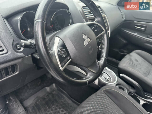 Білий Міцубісі АСХ, об'ємом двигуна 1.8 л та пробігом 113 тис. км за 10800 $, фото 19 на Automoto.ua