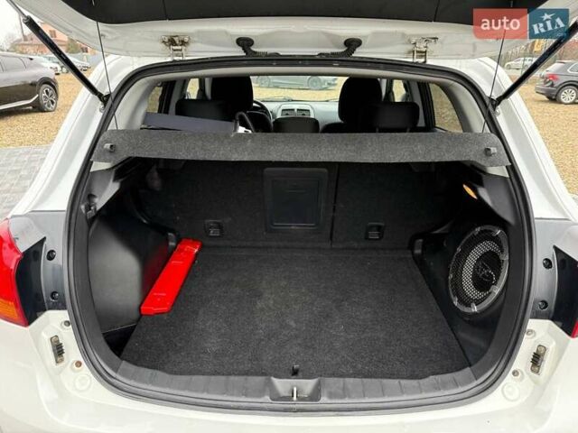 Белый Мицубиси АСХ, объемом двигателя 1.8 л и пробегом 205 тыс. км за 11599 $, фото 13 на Automoto.ua