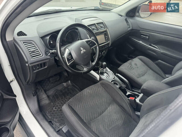 Білий Міцубісі АСХ, об'ємом двигуна 1.8 л та пробігом 113 тис. км за 10800 $, фото 18 на Automoto.ua