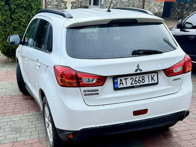Белый Мицубиси АСХ, объемом двигателя 1.8 л и пробегом 205 тыс. км за 11250 $, фото 2 на Automoto.ua