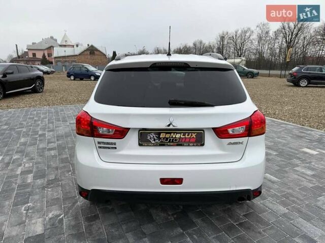 Белый Мицубиси АСХ, объемом двигателя 1.8 л и пробегом 205 тыс. км за 11599 $, фото 6 на Automoto.ua