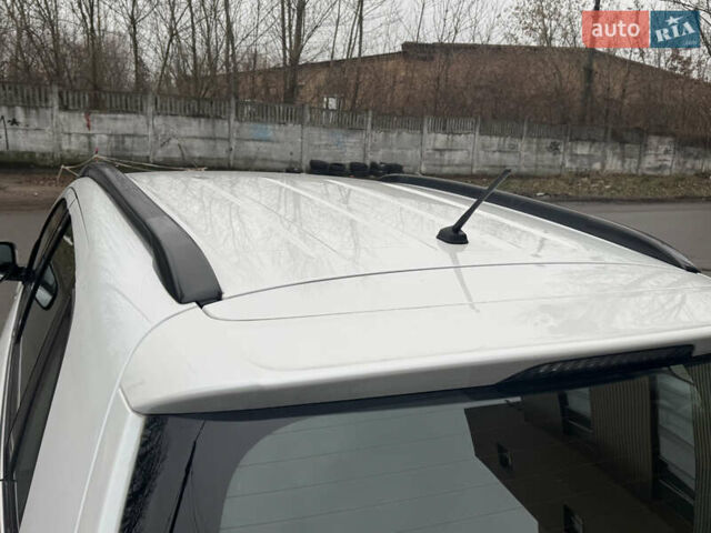 Білий Міцубісі АСХ, об'ємом двигуна 1.8 л та пробігом 113 тис. км за 10800 $, фото 14 на Automoto.ua