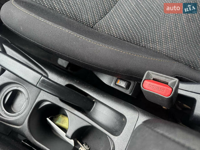 Білий Міцубісі АСХ, об'ємом двигуна 1.8 л та пробігом 113 тис. км за 10800 $, фото 25 на Automoto.ua