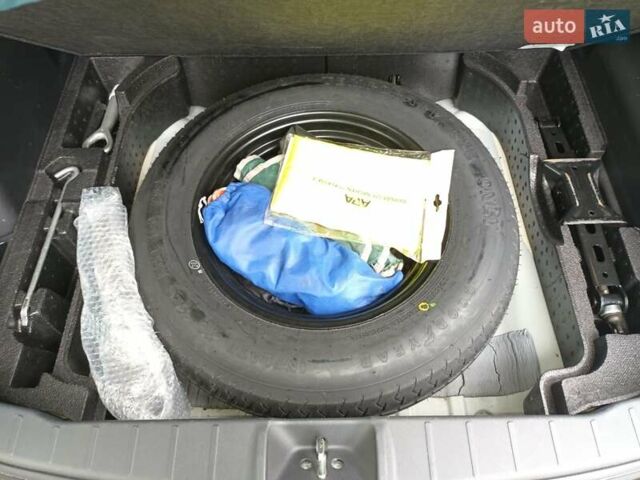 Белый Мицубиси АСХ, объемом двигателя 2.27 л и пробегом 177 тыс. км за 15200 $, фото 12 на Automoto.ua