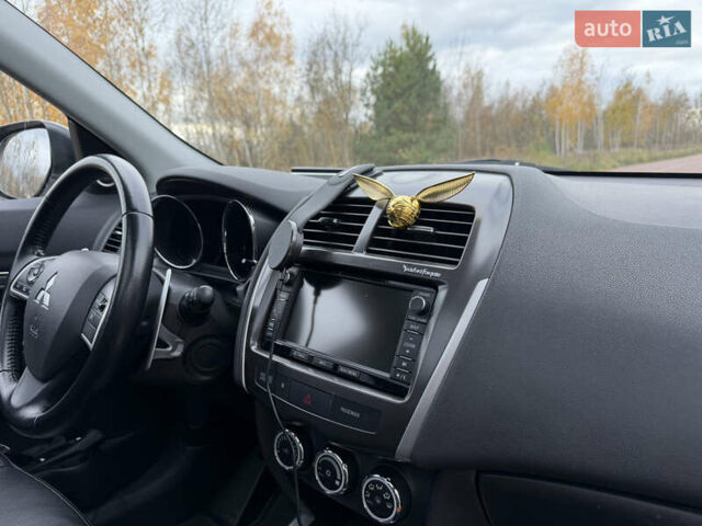 Мицубиси АСХ 2014 в Киеве на Automoto.ua Белый Мицубиси АСХ, объемом двигателя 2.2 л и пробегом 244 тыс. км за 12899 $, фото 27 на Automoto.ua