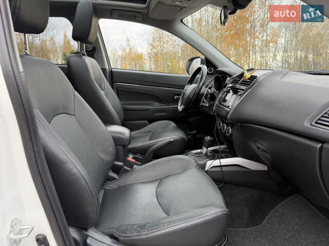 Мицубиси АСХ 2014 в Киеве на Automoto.ua Белый Мицубиси АСХ, объемом двигателя 2.2 л и пробегом 244 тыс. км за 12899 $, фото 25 на Automoto.ua