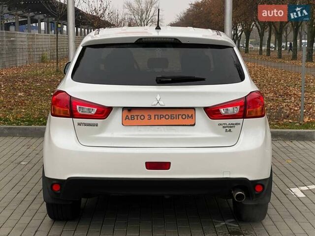 Білий Міцубісі АСХ, об'ємом двигуна 2.4 л та пробігом 95 тис. км за 10900 $, фото 6 на Automoto.ua