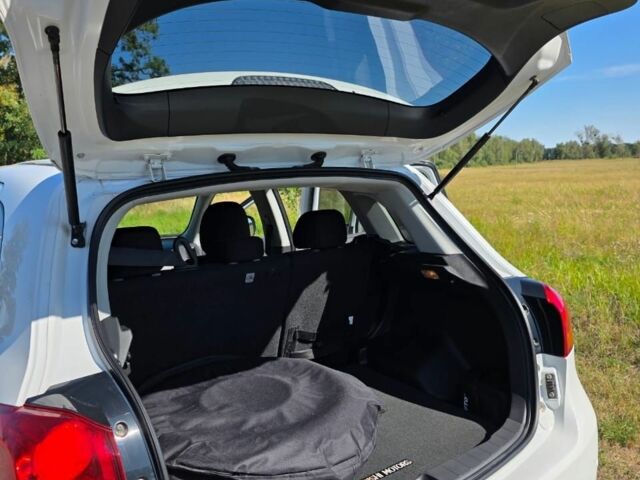 Білий Міцубісі АСХ, об'ємом двигуна 2 л та пробігом 107 тис. км за 12800 $, фото 4 на Automoto.ua