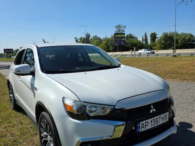 Білий Міцубісі АСХ, об'ємом двигуна 2 л та пробігом 107 тис. км за 12800 $, фото 3 на Automoto.ua