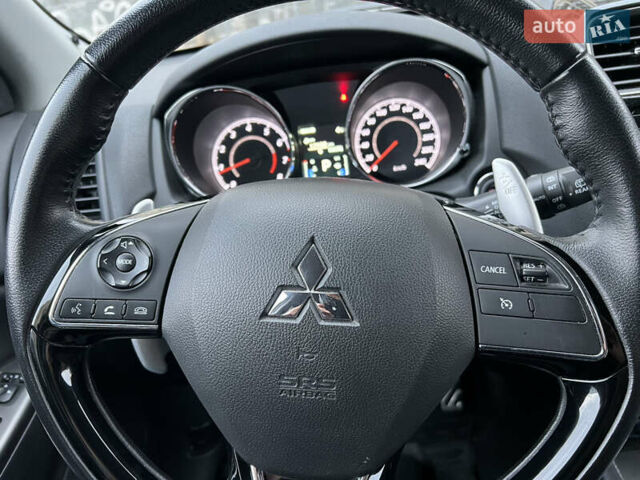 Белый Мицубиси АСХ, объемом двигателя 2 л и пробегом 91 тыс. км за 17700 $, фото 17 на Automoto.ua