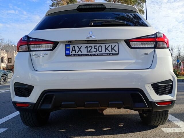 Белый Мицубиси АСХ, объемом двигателя 2 л и пробегом 90 тыс. км за 16500 $, фото 3 на Automoto.ua