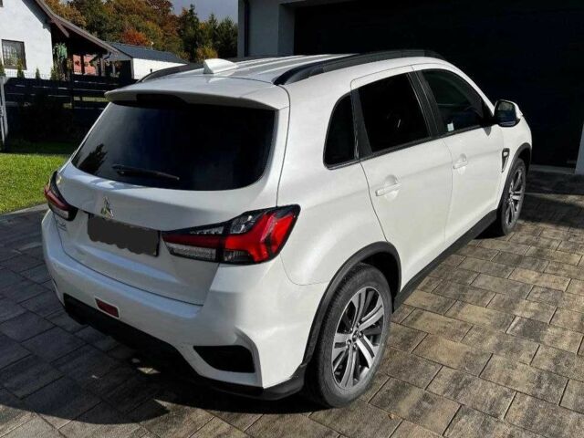 Мицубиси АСХ 2020 в Киеве на Automoto.ua Белый Мицубиси АСХ, объемом двигателя 2 л и пробегом 101 тыс. км за 12200 $, фото 3 на Automoto.ua