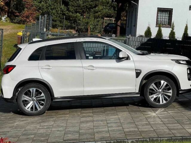 Мицубиси АСХ 2020 в Киеве на Automoto.ua Белый Мицубиси АСХ, объемом двигателя 2 л и пробегом 101 тыс. км за 12200 $, фото 4 на Automoto.ua