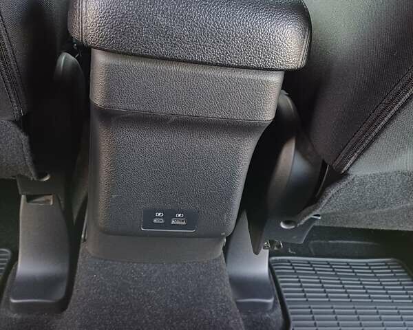 Белый Мицубиси АСХ, объемом двигателя 1.6 л и пробегом 61 тыс. км за 17300 $, фото 54 на Automoto.ua