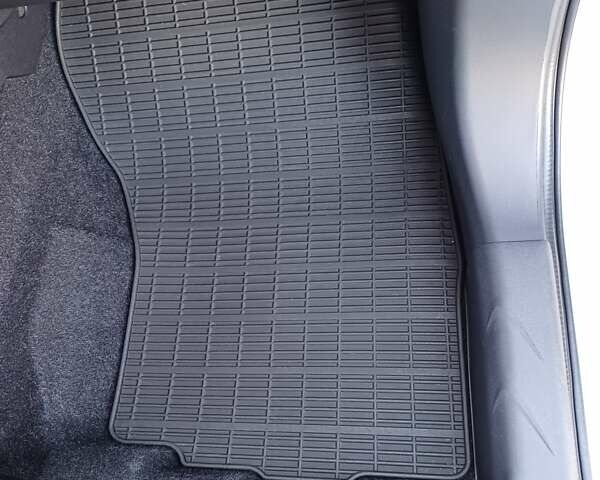 Белый Мицубиси АСХ, объемом двигателя 1.6 л и пробегом 61 тыс. км за 17300 $, фото 59 на Automoto.ua