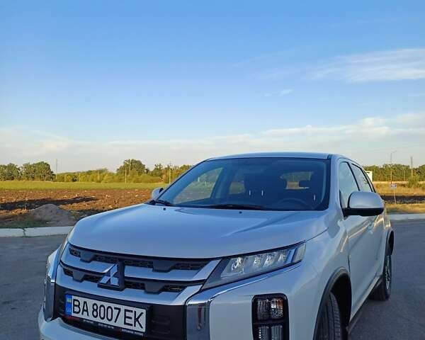 Белый Мицубиси АСХ, объемом двигателя 1.6 л и пробегом 61 тыс. км за 17300 $, фото 12 на Automoto.ua