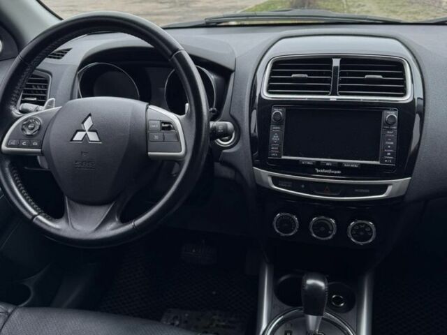 Білий Міцубісі АСХ, об'ємом двигуна 2.3 л та пробігом 152 тис. км за 14500 $, фото 7 на Automoto.ua