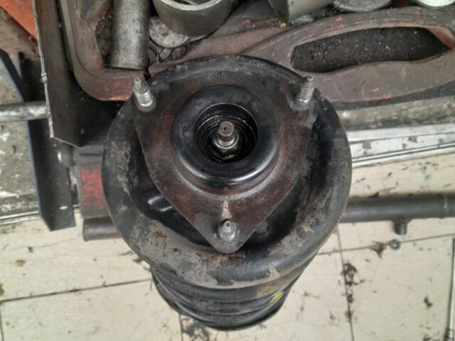 Черный Мицубиси АСХ, объемом двигателя 2 л и пробегом 210 тыс. км за 7500 $, фото 3 на Automoto.ua