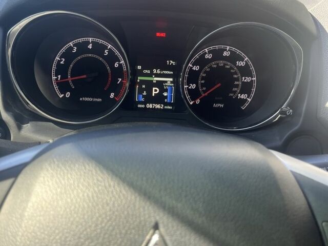 Чорний Міцубісі АСХ, об'ємом двигуна 2 л та пробігом 150 тис. км за 12500 $, фото 4 на Automoto.ua