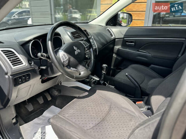 Чорний Міцубісі АСХ, об'ємом двигуна 1.8 л та пробігом 275 тис. км за 8500 $, фото 32 на Automoto.ua