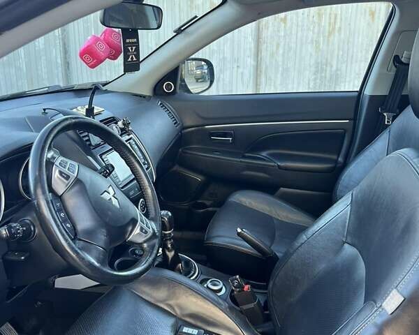 Чорний Міцубісі АСХ, об'ємом двигуна 1.8 л та пробігом 276 тис. км за 10400 $, фото 8 на Automoto.ua