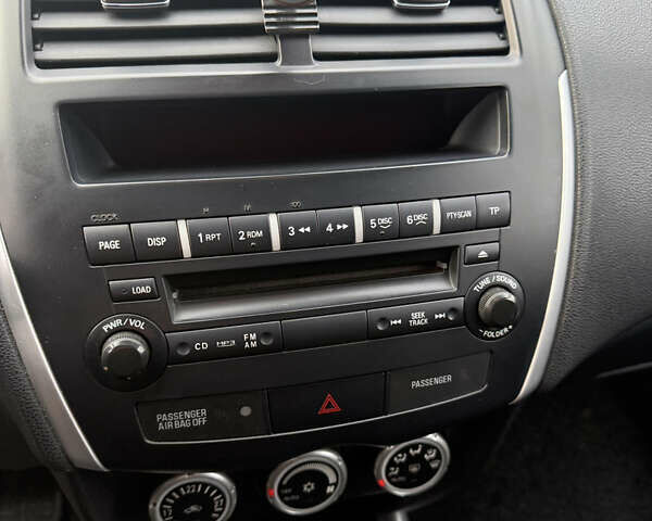 Черный Мицубиси АСХ, объемом двигателя 1.8 л и пробегом 150 тыс. км за 7800 $, фото 13 на Automoto.ua