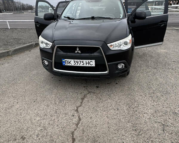 Черный Мицубиси АСХ, объемом двигателя 1.8 л и пробегом 265 тыс. км за 8900 $, фото 2 на Automoto.ua