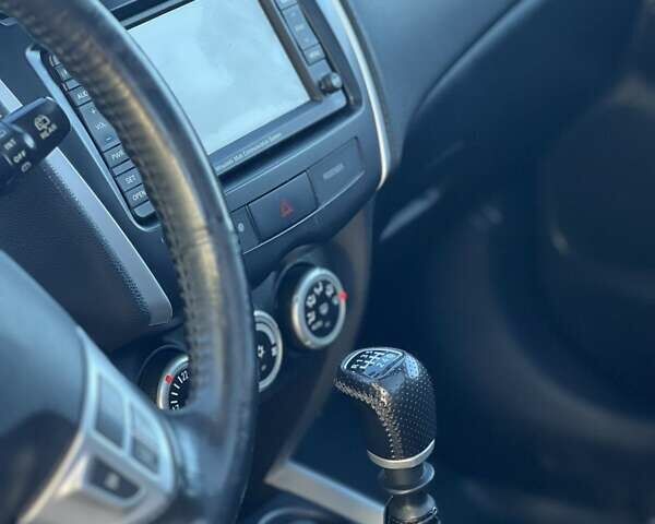 Чорний Міцубісі АСХ, об'ємом двигуна 1.8 л та пробігом 276 тис. км за 10400 $, фото 2 на Automoto.ua