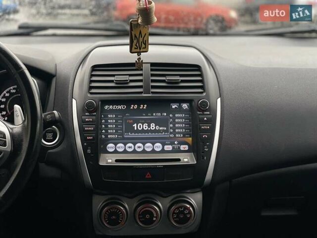 Черный Мицубиси АСХ, объемом двигателя 1.8 л и пробегом 138 тыс. км за 10900 $, фото 11 на Automoto.ua