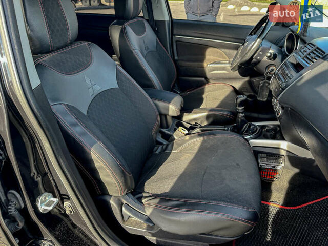 Черный Мицубиси АСХ, объемом двигателя 1.8 л и пробегом 253 тыс. км за 8200 $, фото 84 на Automoto.ua