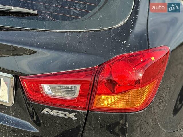 Черный Мицубиси АСХ, объемом двигателя 1.8 л и пробегом 253 тыс. км за 8200 $, фото 48 на Automoto.ua