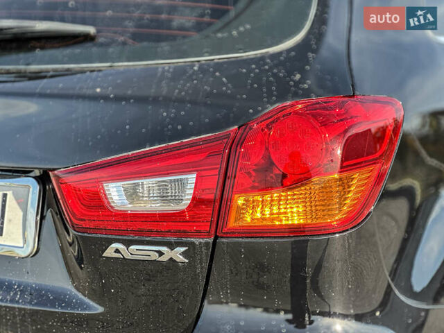 Черный Мицубиси АСХ, объемом двигателя 1.8 л и пробегом 253 тыс. км за 8200 $, фото 47 на Automoto.ua