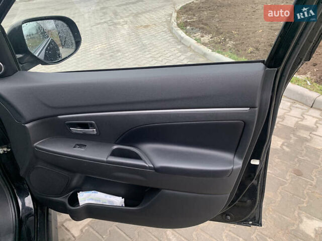 Черный Мицубиси АСХ, объемом двигателя 1.8 л и пробегом 223 тыс. км за 10800 $, фото 16 на Automoto.ua