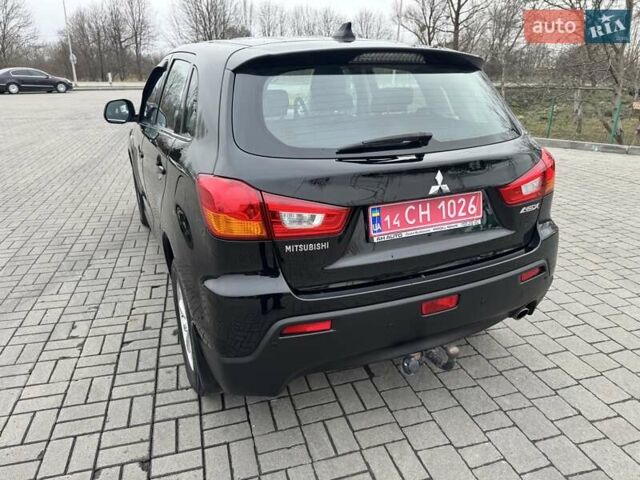 Черный Мицубиси АСХ, объемом двигателя 1.8 л и пробегом 225 тыс. км за 9500 $, фото 4 на Automoto.ua
