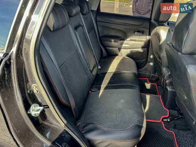 Черный Мицубиси АСХ, объемом двигателя 1.8 л и пробегом 253 тыс. км за 8200 $, фото 80 на Automoto.ua