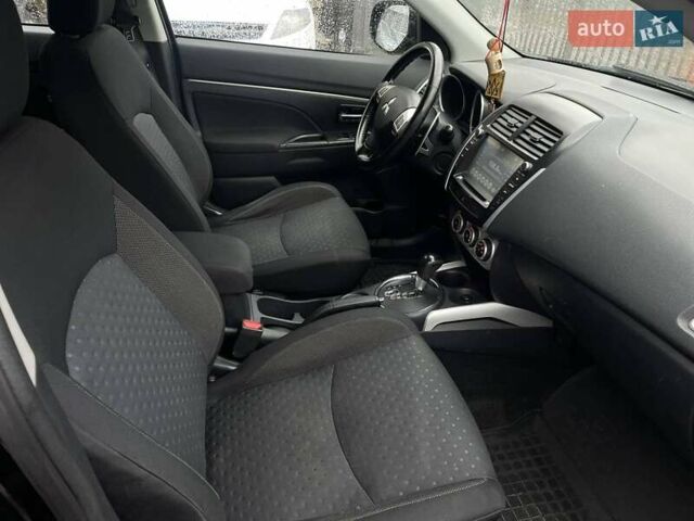 Черный Мицубиси АСХ, объемом двигателя 1.8 л и пробегом 138 тыс. км за 10900 $, фото 8 на Automoto.ua