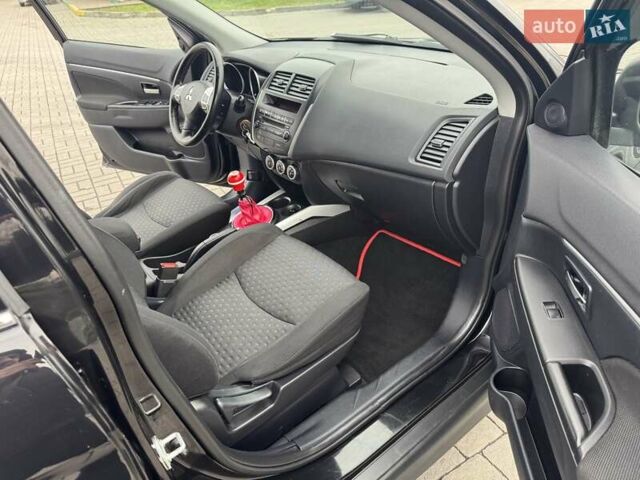 Черный Мицубиси АСХ, объемом двигателя 1.8 л и пробегом 225 тыс. км за 9500 $, фото 18 на Automoto.ua