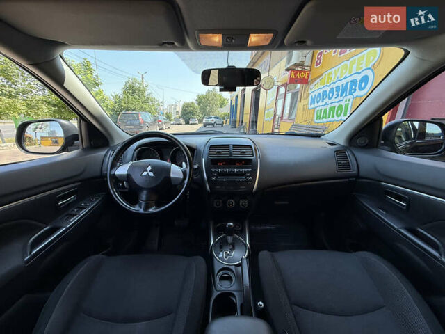 Чорний Міцубісі АСХ, об'ємом двигуна 1.8 л та пробігом 219 тис. км за 12400 $, фото 8 на Automoto.ua