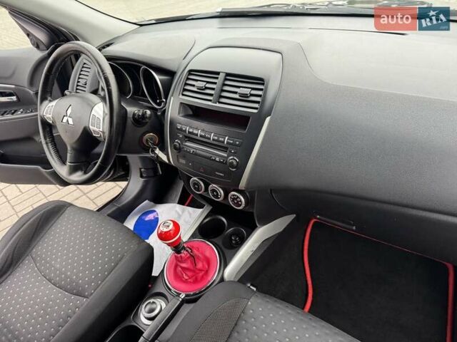 Черный Мицубиси АСХ, объемом двигателя 1.8 л и пробегом 225 тыс. км за 9500 $, фото 19 на Automoto.ua