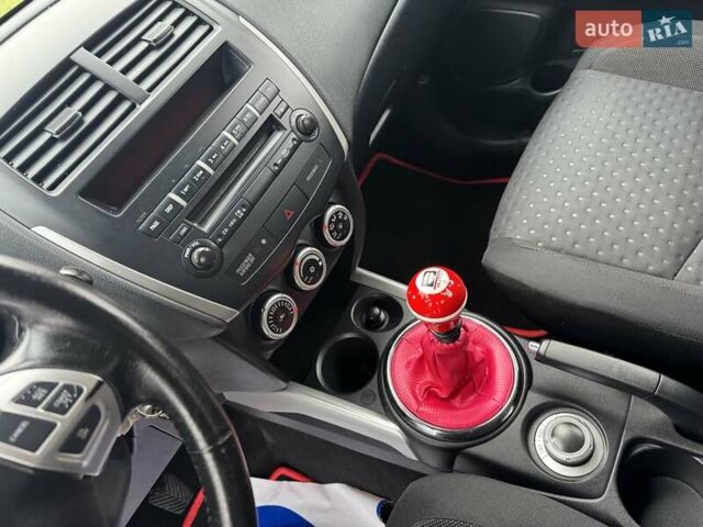Черный Мицубиси АСХ, объемом двигателя 1.8 л и пробегом 225 тыс. км за 9500 $, фото 13 на Automoto.ua