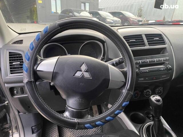 Черный Мицубиси АСХ, объемом двигателя 1.6 л и пробегом 237 тыс. км за 9390 $, фото 13 на Automoto.ua